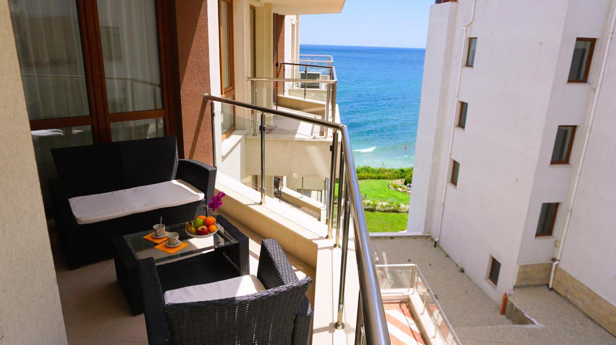 Бяла Виста Клиф - Byala Vista Cliff Bagian luar foto